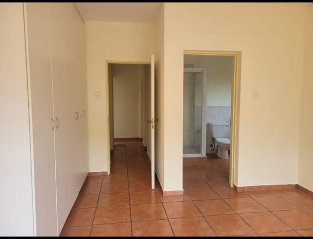 2 BEDROOM APARTMENT FOR SALE IN UVONGO BEACH
